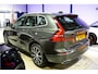 Volvo XC60 2.0 T5 AWD 184kW/250pk Aut8 Inscription 2400kg Trekgewicht!! LUCHTVERING + EL.TREKHAAK + ADAPT.CRUISE + PILOT ASSIST + STOEL-&STUURVERWARMING + 360 CAMERA + STANDKACHEL + ON-CALL + BLIS + LANE ASSIST + PARKSENSOREN + 19" LM-VELGEN!!