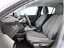 Peugeot 208 Hybrid Allure 100pk | Climate Control | Navigatie | Cruise Control | Parkeersensoren Voor + Achter | LED Koplampen | 16" Lichtmetalen Velgen | Apple Carplay/Android Auto |