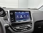 Peugeot 2008 1.2 Signature 110pk Automaat | Navigatie | Airco | Apple Carplay/Android Auto | Cruise Control | 16" Lichtmetalen Velgen | Parkeersensoren Achter |