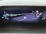Peugeot e-2008 EV Allure Pack 50 kWh 136pk Automaat | 1ste Eigenaar | Navigatie | Climate Control | Adaptieve Cruise Control | Achteruitrijcamera | DAB Ontvanger | 17" Lichtmetalen Velgen | LED | Apple Carplay/Android Auto |