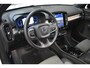 Volvo XC40 B4 197PK Plus Dark | Trekhaak | Verwarmbare voorruit | Driver Aw