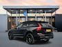 Volvo XC60 T8 Recharge Ultra Black Edition | 21" | Luchtvering | 360 Camera | Bowers & Wilkins | Trekhaak | Panoramadak | Head-up | Full LED | Elektr. verst. stoelen | Sportstoelen