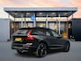 Volvo XC60 T8 Recharge Ultra Black Edition | 21" | Luchtvering | 360 Camera | Bowers & Wilkins | Trekhaak | Panoramadak | Head-up | Full LED | Elektr. verst. stoelen | Sportstoelen