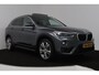 BMW X1 SDrive18i High Executive (PANORAMADAK, TREKHAAK AFNEEMBAAR, STOELVERWARMING, PARKEERSENSOREN, DEALER ONDERHOUDEN)