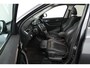 BMW X1 SDrive18i High Executive (PANORAMADAK, TREKHAAK AFNEEMBAAR, STOELVERWARMING, PARKEERSENSOREN, DEALER ONDERHOUDEN)