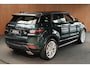 Land Rover Range Rover Evoque 2.0 TD4 Panodak HUD Leer Camera Elektr. achterklep Navi Climate voor & achter Lederen dashboard Sfeerverlichting Stoelventilatie Memory seats Massagestoelen Zwart hemelbekleding Stoelverwarming voor & achter Keyless Entry & Go LM velgen