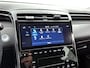 Hyundai Tucson 1.6 HEV Comfort 230pk Automaat | Trekhaak | Adaptieve Cruise Control | Navigatie | Climate Control | Achteruitrijcamera | Keyless Entry/Start | Draadloze Telefoonlader | 19" Lichtmetalen Velgen | Verwarmbare Voorstoelen | Apple Carplay/Android Auto |