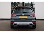 SEAT Arona 1.0 TSI Xperience 18" LMV achteruitrijcamera Full LED verlichting full map navigatie ACC adaptieve cruise control parkeersensoren voor en achter zwart dak chrome dakrail en sierlijsten climatronic spiegel pakket vario vloer draadloos carplay navigatie lederen multifunctioneel stuurwiel