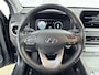 Hyundai Kona Electric EV COMFORT 64 kWh | FACELIFT MODEL | CAMERA | CLIMA | CRUISE | PRIVACY GLASS | 17'' LM VELGEN | FABRIEKSGARANTIE GELDIG T/M 4-2027! |