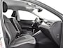 Volkswagen Polo 1.0 TSI 95pk Style · Apple/Android Car Play · Navigatie · IQ.Light · P-Sensoren · 16'' Inch · Garantie t/m 22-08-2027 of 100.000km