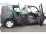 Renault Espace 2.0 Expression nette 6-zitter met trekhaak