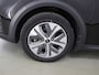 Kia e-Niro ExecutiveLine 64 kWh | Trekhaak| Panoramadak | Lederen Bekleding | JBL Audio | Dodehoekdetectie | Stoel/Stuurwielverwarming | Stoelventilatie | Elektrisch bedienbare bestuurdersstoel met geheugenfunctie