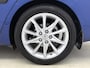 Toyota Auris Touring Sports 1.8 Hybrid Lease pro | Panoramadak | Stoelverwarming | PDC voor en achter | Leder | Trekhaak |