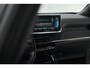 Peugeot e-2008 EV GT Pack 50 kWh | Schuif-/Kanteldak | Adaptieve Cruise Control | Camera  | Dodehoekdetectie | SOH=92,5%