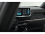 Peugeot e-2008 EV GT Pack 50 kWh | Schuif-/Kanteldak | Adaptieve Cruise Control | Camera  | Dodehoekdetectie | SOH=92,5%