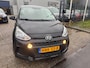 Hyundai i10 1.0i Comfort navi, cruise , airco , apple car-play , elec pakket 16" sport wielen, multi-stuur, nwe apk, * rijklaar *