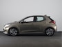 Toyota Yaris 1.5 Hybrid Dynamic | NL-Auto | Parkeercamera | Allseason banden | Cruise Control Adaptief | Keyless Entry/Start | 20-11 tammens