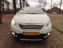 Peugeot 2008 1.2 VTi Allure Pack Premium Plus Ecc Cruisecontrol Panoramadak Carplay Leer/Stof Xenon Pdc Lm Velgen Trekhaak