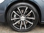 Volvo V60 2.0 T6 Plug-in hybrid AWD Plus Dark Automaat / 360* camera / Trekhaak / Verwarmd voorruit / Long range accu / All season banden