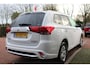 Mitsubishi Outlander 2.0 PHEV *Business* | Camera | Cruise & Climate Control | Navigatie | Privacy | Bluetooth | Half-Leder | Orig.NL |