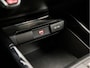 Kia Rio 1.0 T-GDi MHEV DynamicLine (APPLE CARPLAY, NAVIGATIE, CAMERA, KEYLESS, SPORTSTOELEN, LED KOPLAMPEN, GETINT GLAS, NIEUWE APK, NIEUWSTAAT)