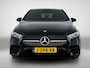 Mercedes-Benz A-klasse 160 Business Solution AMG Nightpakket | Trekhaak | Sfeerverlichting | Augmented Reality | Led | Parkeerpakket met Camera | Inclusief 24 maanden Mercedes-Benz Certified garantie voor Europa.
