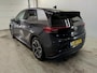 Volkswagen ID.3 First Plus 58 kWh Navigatie Apple Carplay/Android Auto Adaptive Cruise Control Camera Parkeersensoren Stoel- en stuurverwarming Lichtmetalen velgen Climate Control