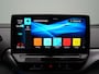 Volkswagen ID.5 Pro 77 kWh Adaptive cruise / Navi / Parkeersensoren / Sfeerverlichting / Panoramadak / IQ Light
