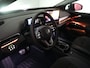 Volkswagen ID.5 Pro 77 kWh Adaptive cruise / Navi / Parkeersensoren / Sfeerverlichting / Panoramadak / IQ Light