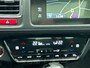 Honda HR-V 1.5 i-VTEC Executive Automaat | Navigatie | Trekhaak | Camera | Stoelverwarming | Parkeersensoren | Panoramadak