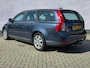 Volvo V50 2.0 | Trekhaak | Volvo dealer onderhouden | Lederen bekleding | Multifunctioneel stuurwiel | Airconditioning | Cruise control | Bluetooth telefoonverbinding | CD speler |