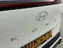 Hyundai Kona 1.6 GDI HEV Premium | Adaptive Cruise | Elektrische stoelen incl memory | Stoel stuur verwarming & verkoeling | 360 camera |