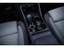 Volvo XC40 2.0 B4 Plus Dark | Trekhaak | Adaptive Cruise Control | Dode hoek detectie BLIS | Harman/Kardon audio | Elektrische stoelverstelling | Stoel- en stuurverwarming | Verwarmde Voorruit |