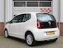Volkswagen Up! 1.0 60PK High up! /AIRCO/Stoelverwarming/CV/15'LM/ISOFIX/Mistlampen/AUX/Elek. ramen!