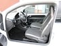 Volkswagen Up! 1.0 60PK High up! /AIRCO/Stoelverwarming/CV/15'LM/ISOFIX/Mistlampen/AUX/Elek. ramen!