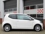 Volkswagen Up! 1.0 60PK High up! /AIRCO/Stoelverwarming/CV/15'LM/ISOFIX/Mistlampen/AUX/Elek. ramen!