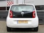 Volkswagen Up! 1.0 60PK High up! /AIRCO/Stoelverwarming/CV/15'LM/ISOFIX/Mistlampen/AUX/Elek. ramen!