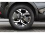 Peugeot 2008 1.2 HYBRID 136PK ALLURE AUTOMAAT / NAVI / LEDER / CLIMA / LED / PDC / 17" LMV / CRUISECONTROL / 1E EIGENAAR / NIEUWSTAAT !!