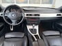 BMW 3-Serie Touring 330i High Executive/ MEENEEMPRIJS!