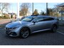 Volkswagen Arteon Shooting Brake 1.4 TSI eHybrid R-Line Business / Panorama dak / LM 18 inch / Navigatie Pro / Head up display / Park Assist / Camera