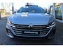 Volkswagen Arteon Shooting Brake 1.4 TSI eHybrid R-Line Business / Panorama dak / LM 18 inch / Navigatie Pro / Head up display / Park Assist / Camera
