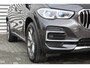 BMW X5 XDRIVE45E 394PK HIGH EXECUTIVE AUTOMAAT / NAVI / LEDER / LASER-LED / CLIMA / 19" LMV / KEYLESS / 360 CAMERA / PANO. DAK / LUCHTVERING / ORG. NL. / ADAPT. CRUISECONTROL / WINTERPAKKET / UNIEK / 1E EIGENAAR / NIEUWSTAAT !!