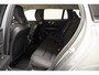 Volvo V60 2.0 B3 Momentum Advantage Aut. [ Adapt.cruise Camera Navi LED ]