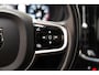 Volvo V60 2.0 B3 Momentum Advantage Aut. [ Adapt.cruise Camera Navi LED ]