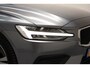 Volvo V60 2.0 B3 Momentum Advantage Aut. [ Adapt.cruise Camera Navi LED ]