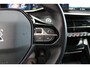 Peugeot e-2008 EV Allure Pack 50 kWh Airco Navi Camera Carplay Dealer onderhouden