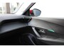 Peugeot e-2008 EV Allure Pack 50 kWh Airco Navi Camera Carplay Dealer onderhouden