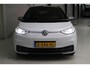 Volkswagen ID.3 First Max 58 kWh Panoramadak | Camera | El. stoelverstelling + massage | IQ-Light