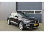 Volkswagen T-Roc 1.5 TSI 150pk DSGSport Camera , Virtual Cockpit , Navi , Led , Carplay, DAB+ ,PDC, LMV, Electr. bedienbare achterklep, Schakelflippers aan stuurwiel etc..