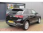 Volkswagen T-Roc 1.5 TSI 150pk DSGSport Camera , Virtual Cockpit , Navi , Led , Carplay, DAB+ ,PDC, LMV, Electr. bedienbare achterklep, Schakelflippers aan stuurwiel etc..
